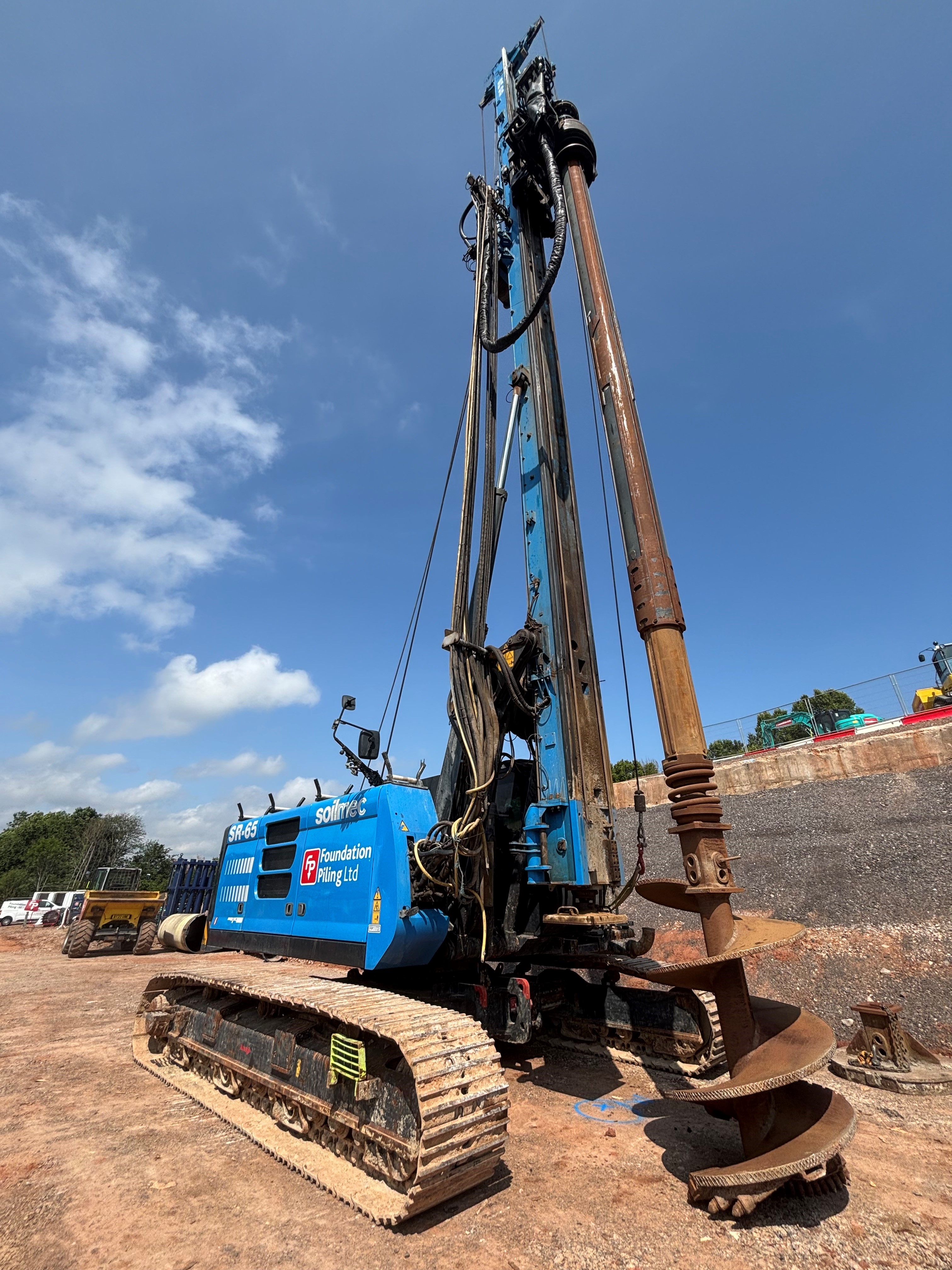 Piling rig