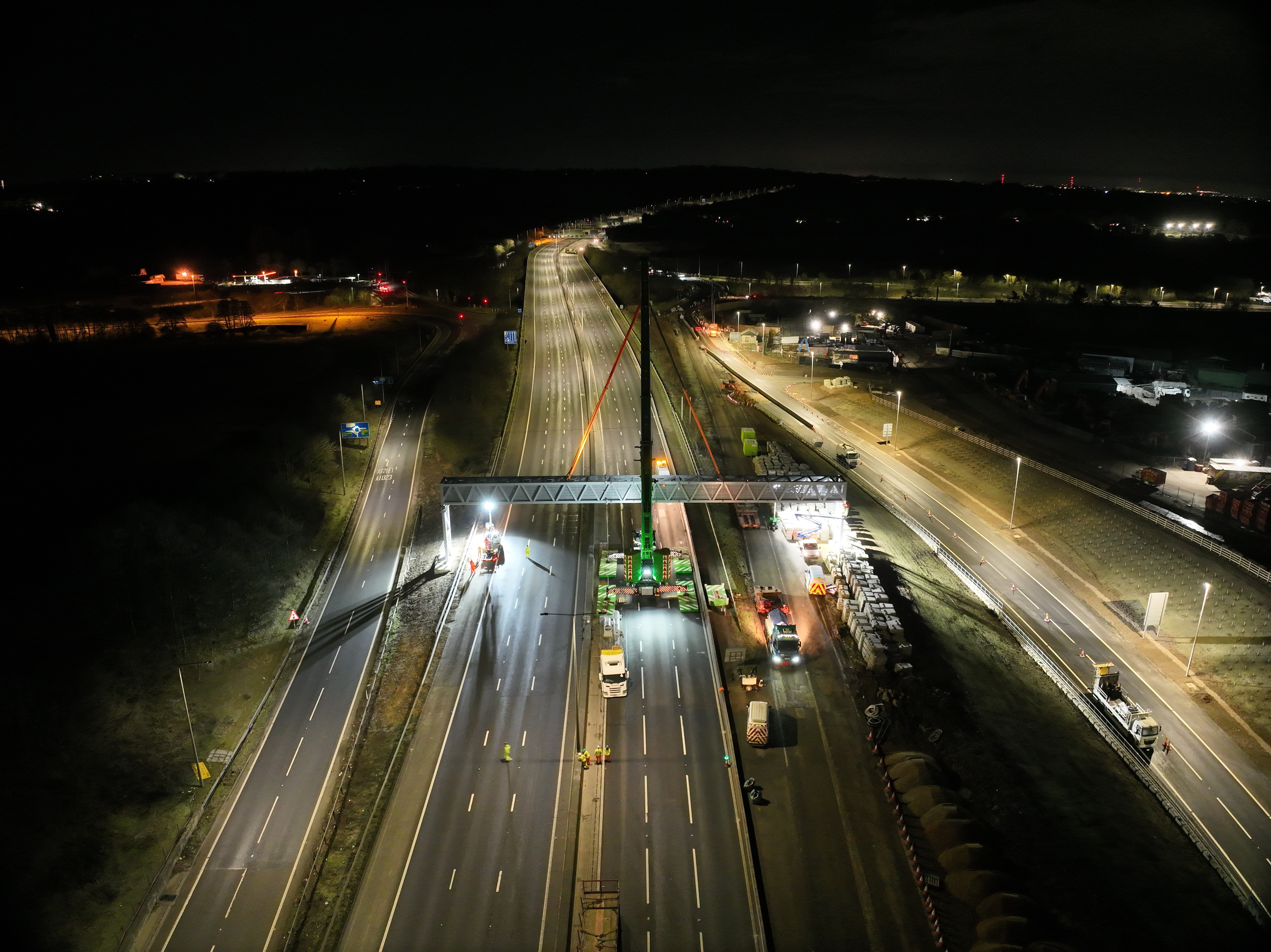 M25 junction 28 super gantries