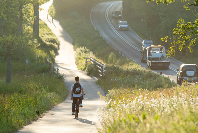 The new path runs alongside the A27 from Firle to Polegate