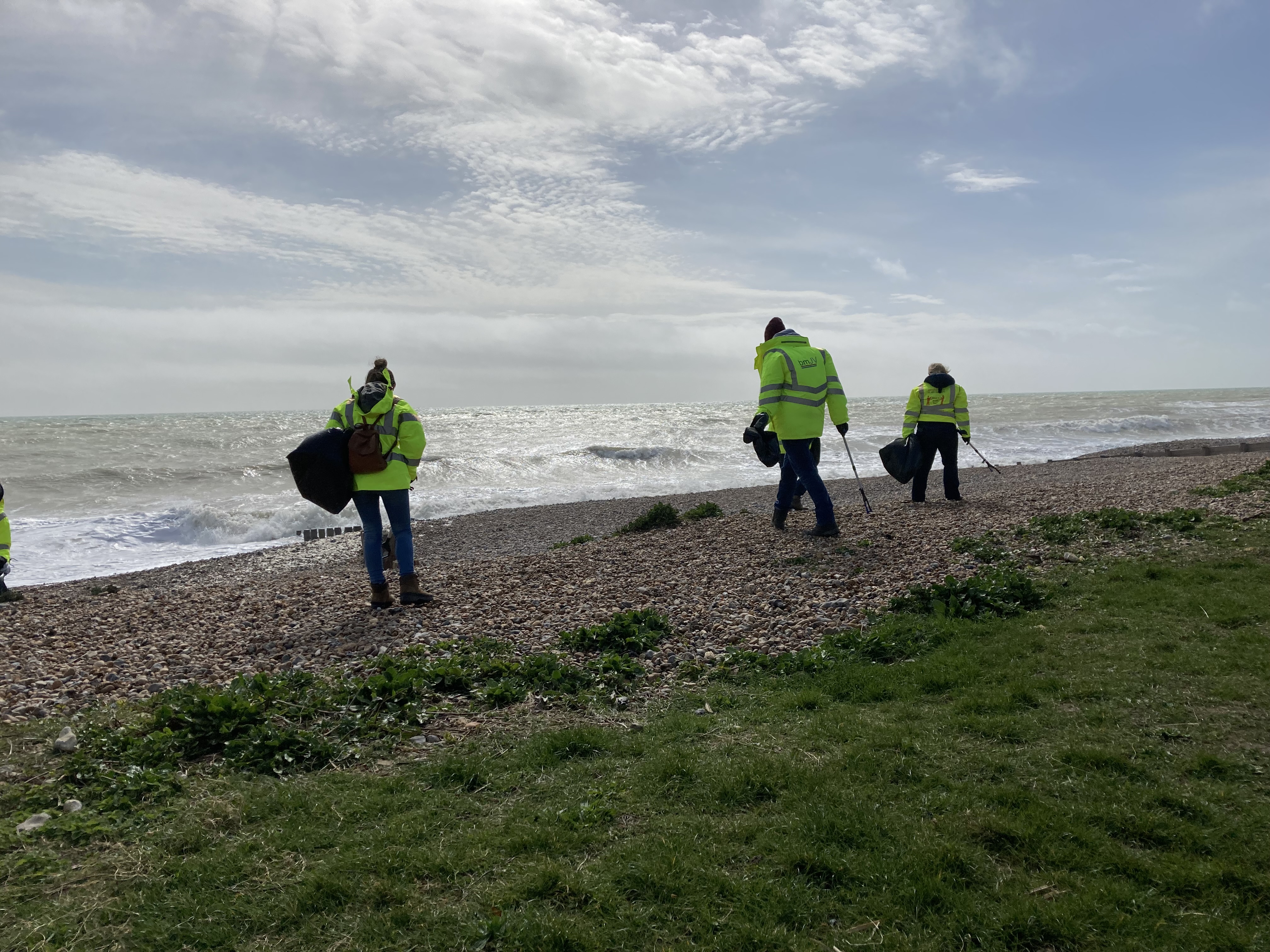 Cleaning up on the Arundel shoreline