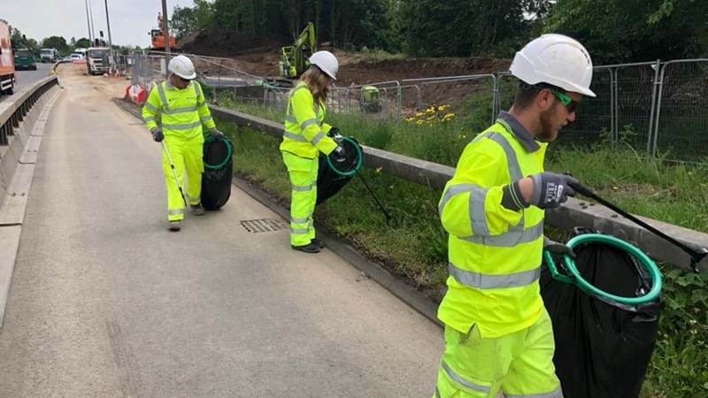 M25 junction 25 site team cleans up 